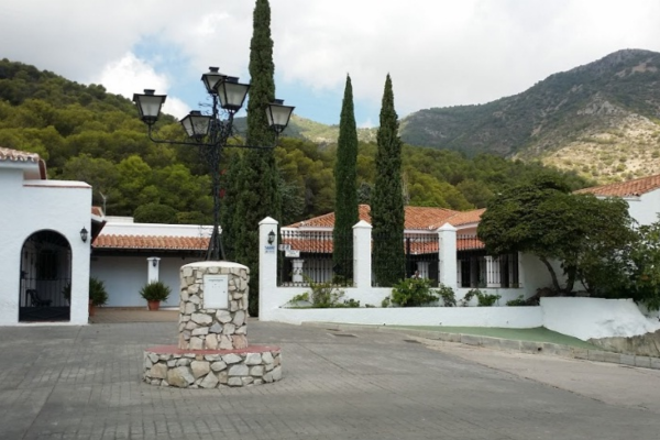 Cementerio Internacional de Benalmádena, Málaga. https://www.cementerio.info/ 