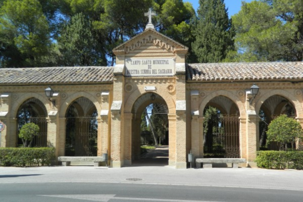 Cementerio Municipal de Toledo Nuestra Señora del Sagrario, Castilla-La Mancha.  https://www.cementerio.info/ 